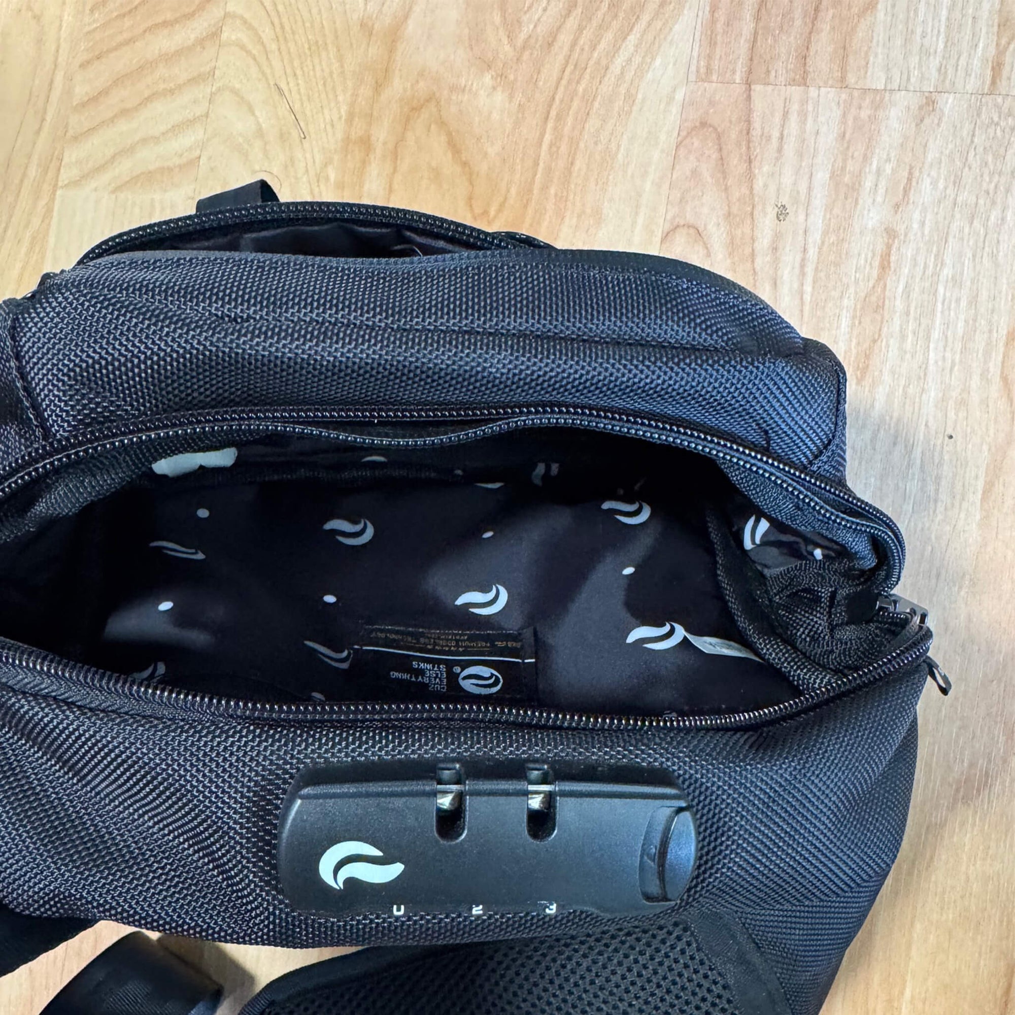 SMELL PROOF WAIST BAG | Dabbing Warehouse